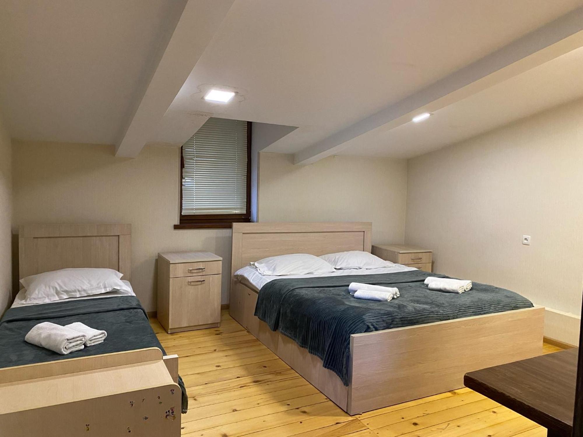 Anano'S Guesthouse Боржомі Екстер'єр фото